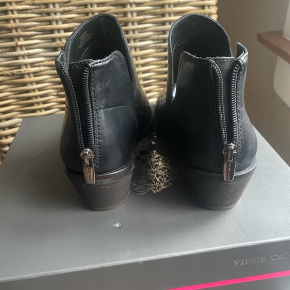 Vince Camuto black booties Size 7W/37.5. NWOT Perfect condition - Picture 3 of 9